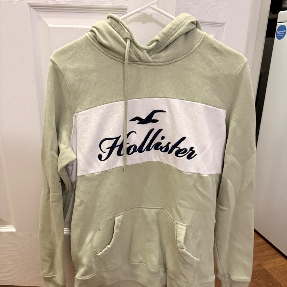 Hollister Sage and White Pullover Hoodie